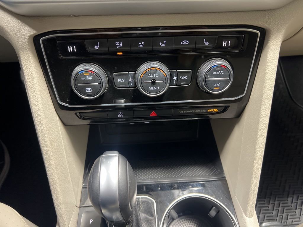 Used 2022 Volkswagen Atlas SE image 44