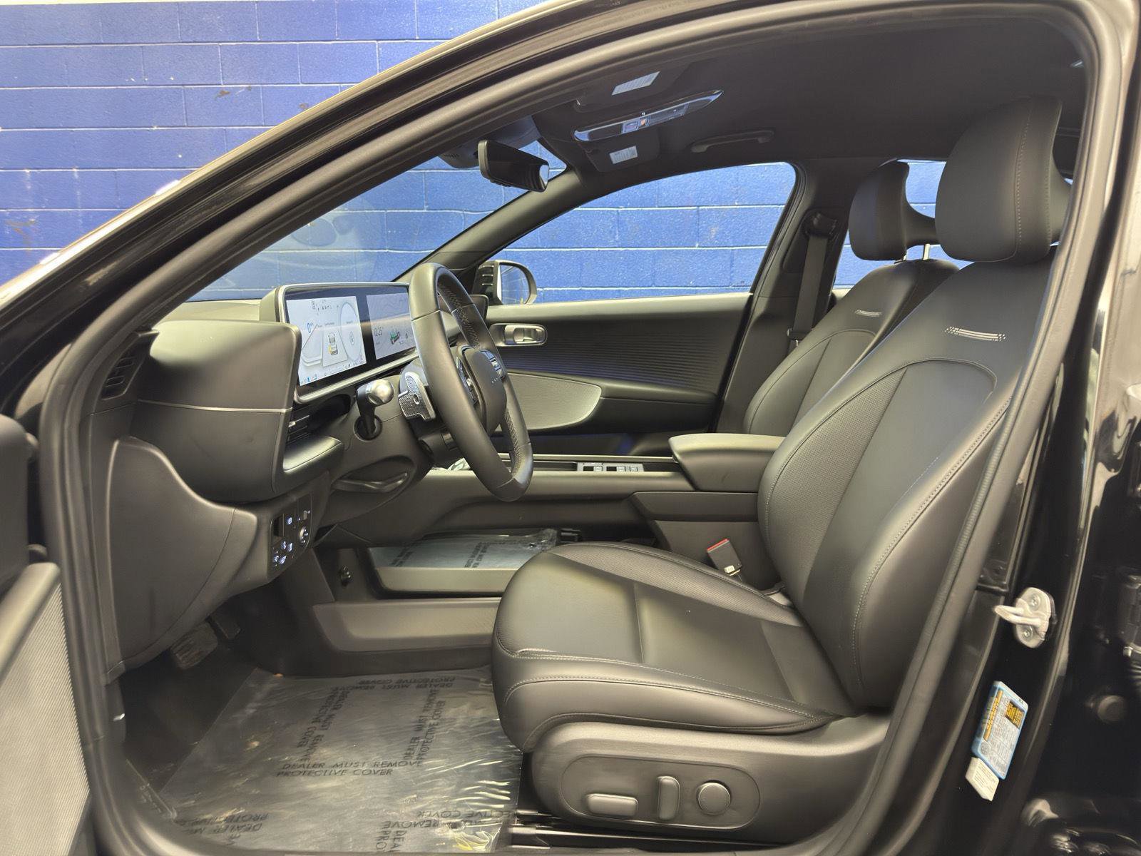 Used 2025 Hyundai Ioniq 6 SEL AWD/4WD image 15