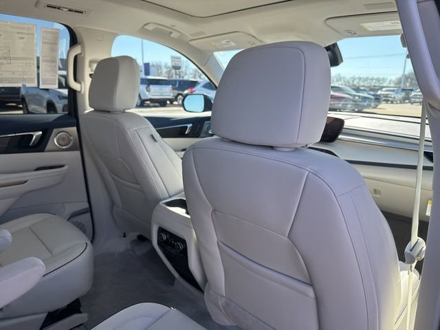 New 2026 Buick Enclave Avenir w/ Super Cruise Package AWD/4WD image 51
