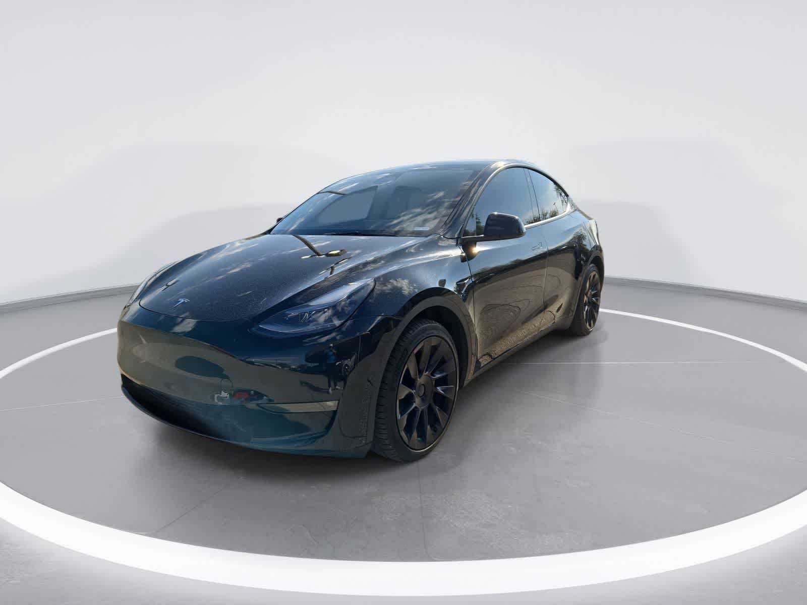 Used 2023 Tesla Model Y Long Range AWD/4WD image 4