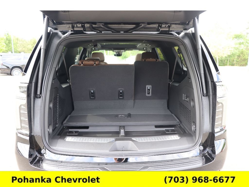 New 2026 Chevrolet Suburban High Country w/ Sun And Tow Package AWD/4WD image 27