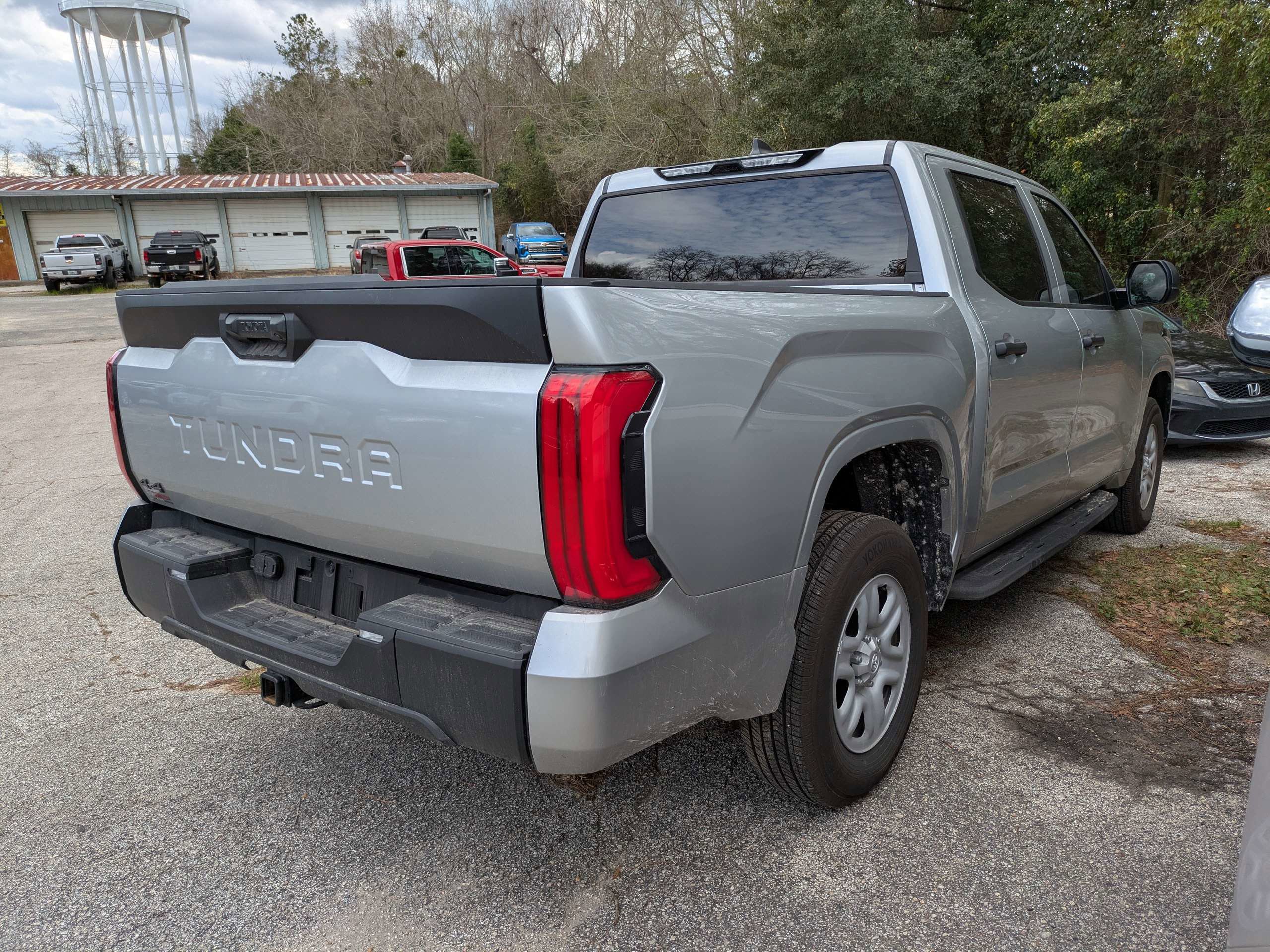 Used 2025 Toyota Tundra SR w/ SR Tow Package image 5