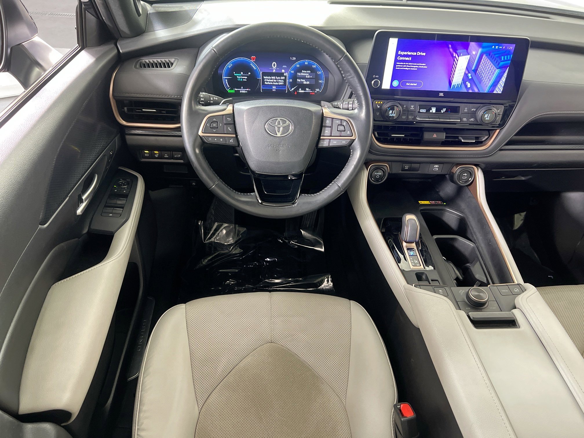 Used 2024 Toyota Grand Highlander AWD Hybrid image 22