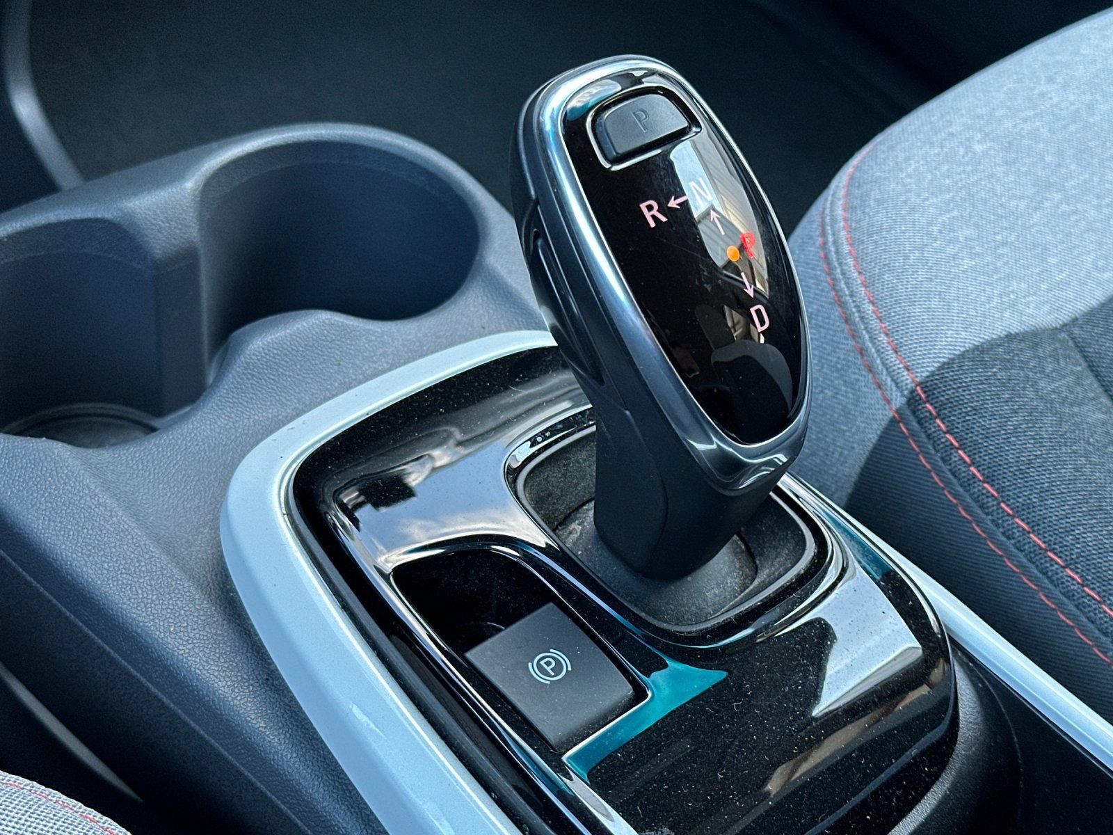 Used 2019 Chevrolet Bolt LT FWD image 20