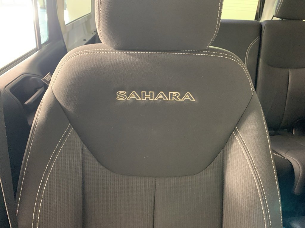 Used 2016 Jeep Wrangler Unlimited Sahara w/ Connectivity Group image 35
