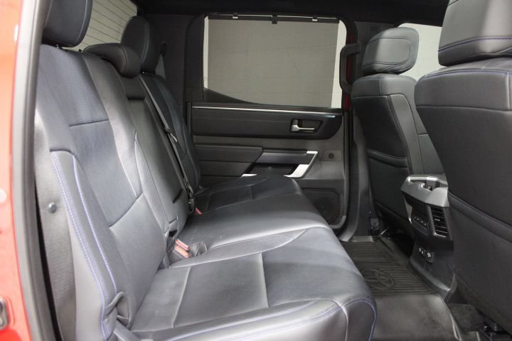 Used 2025 Toyota Tundra Platinum w/ TRD Off-Road Package AWD/4WD image 31