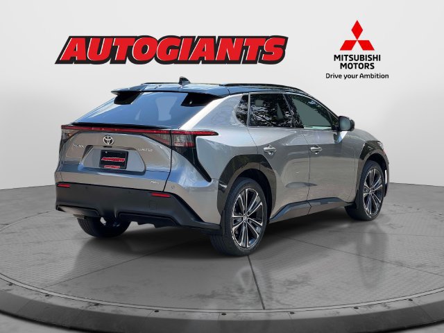 Used 2023 Toyota bZ4X AWD w/ Weather Package image 4