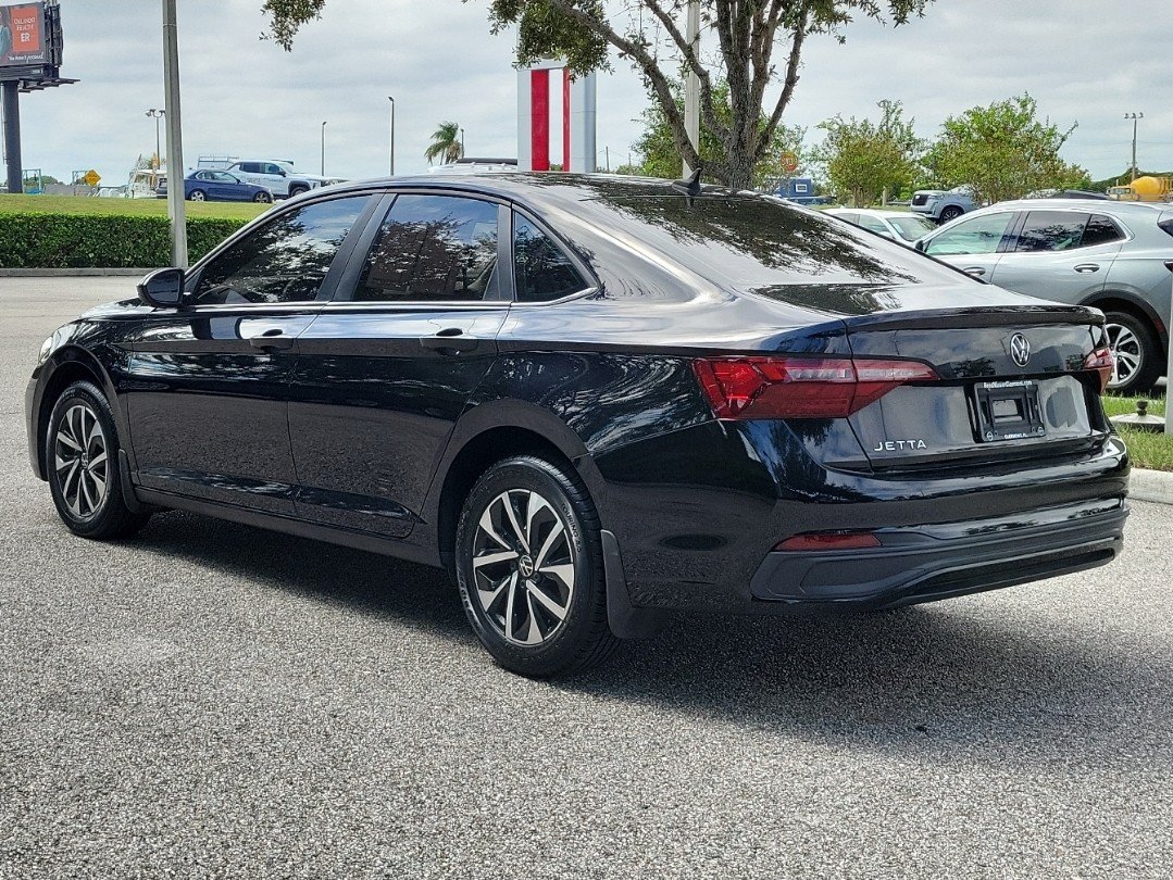 Used 2022 Volkswagen Jetta S FWD image 8