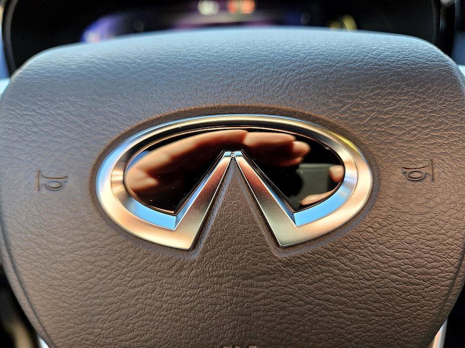 New 2026 INFINITI QX60 Sport image 27