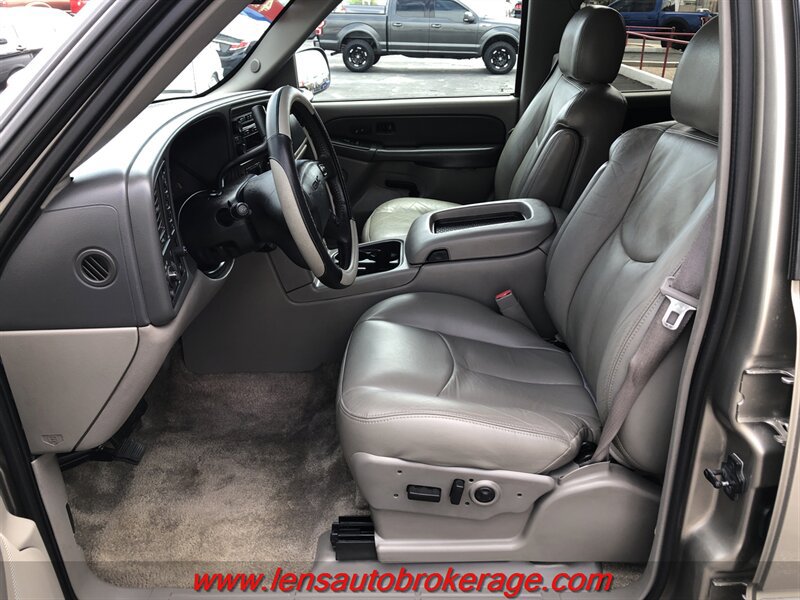Used 2003 GMC Yukon XL SLT w/ 1SD Preferred Equipment Group AWD/4WD image 14