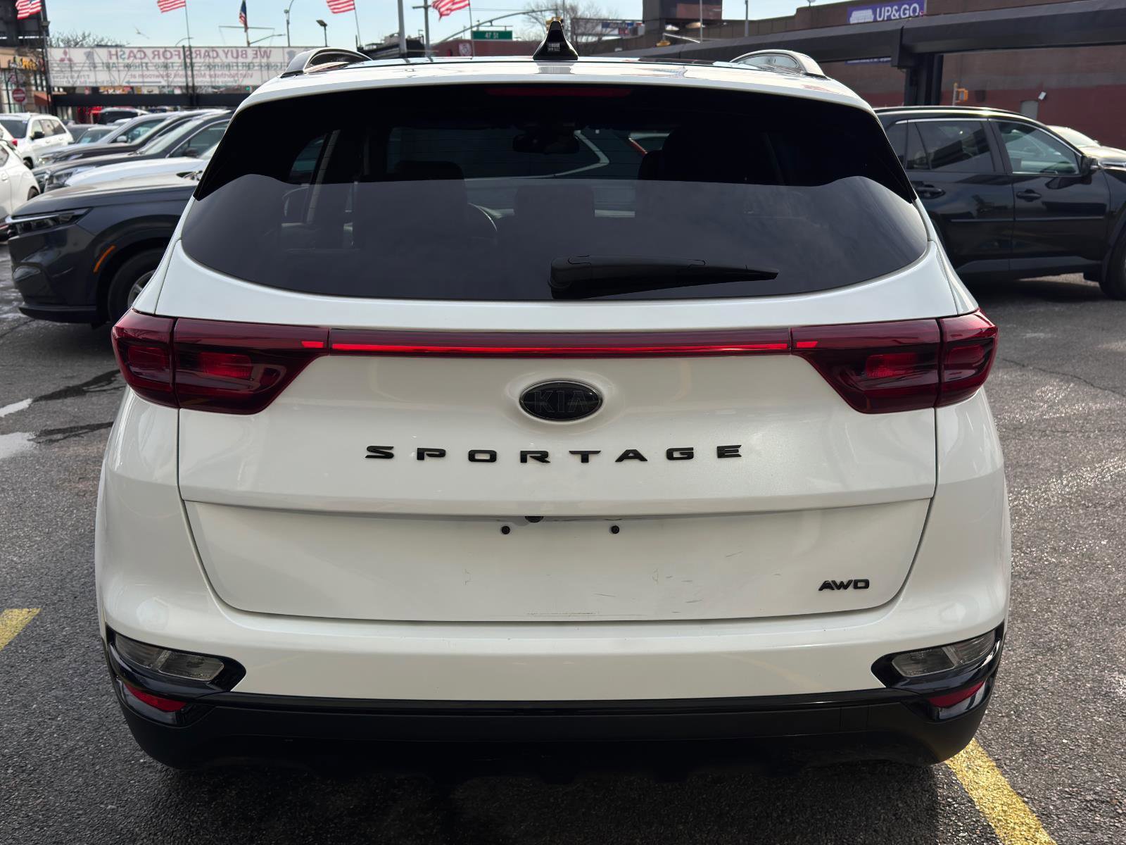 Used 2022 Kia Sportage Nightfall Edition image 5