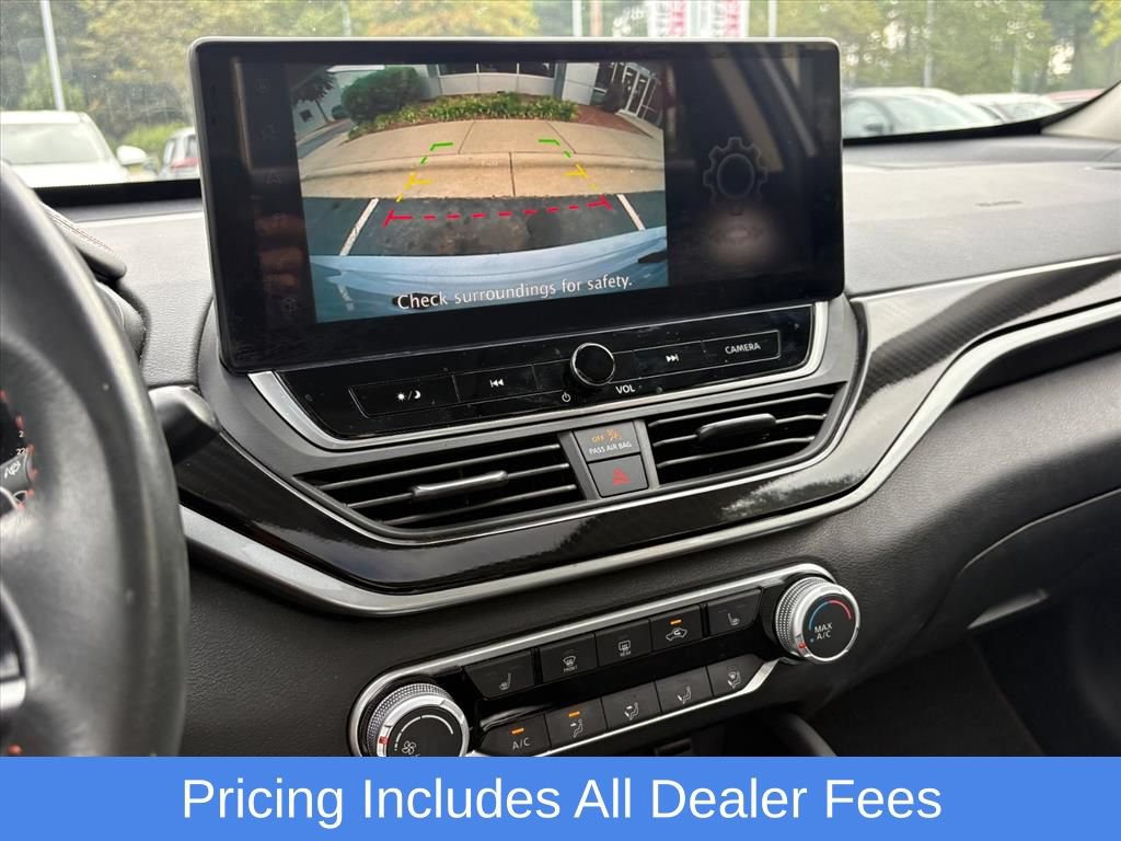 Certified 2024 Nissan Altima 2.5 SR w/ SR Premium Package AWD/4WD image 11