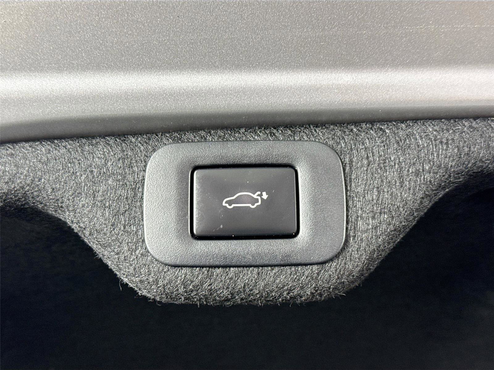 Used 2020 Lexus ES 350 Ultra Luxury w/ Accessory Package 2 image 43