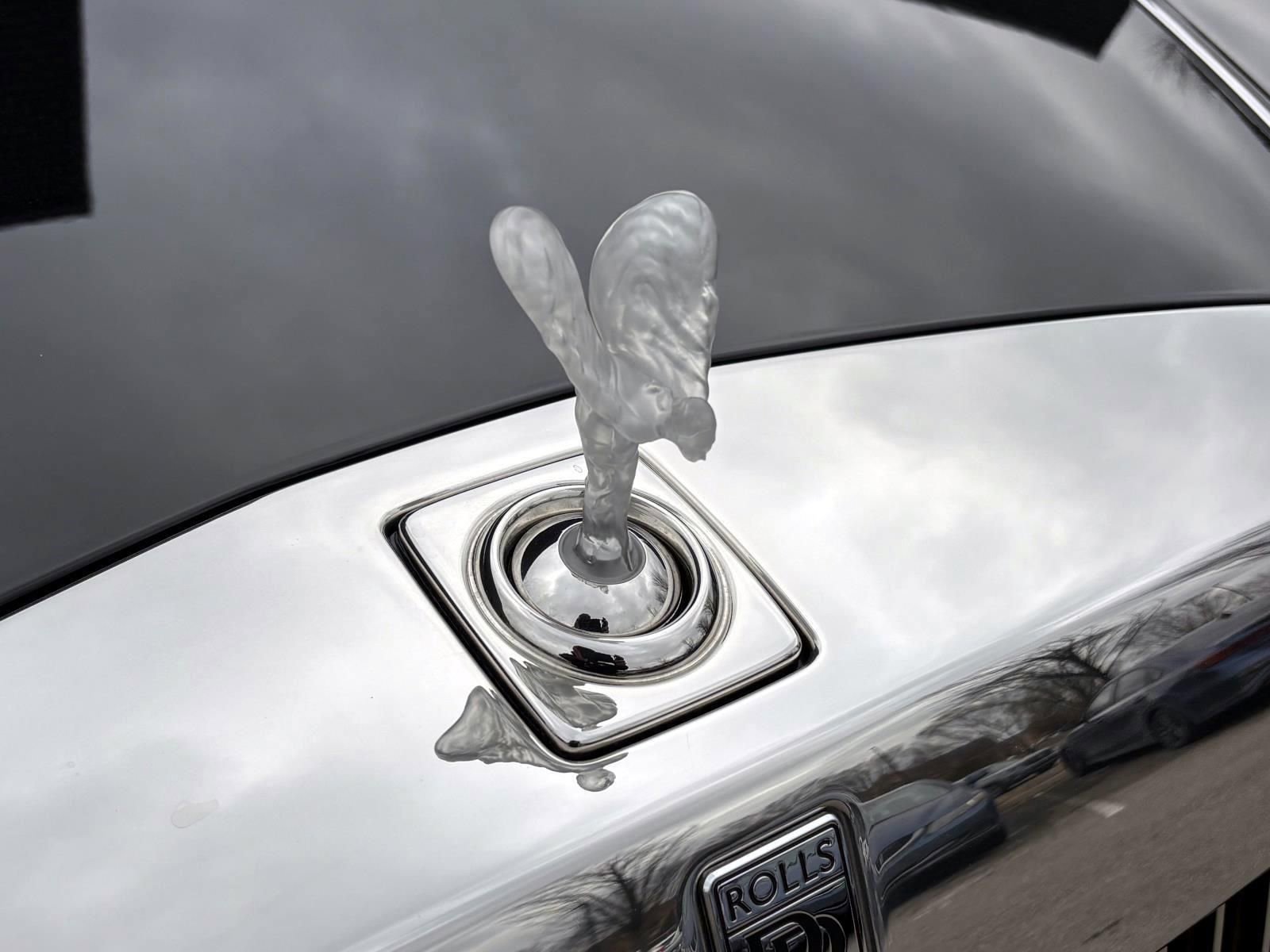 Used 2019 Rolls-Royce Phantom Sedan image 6