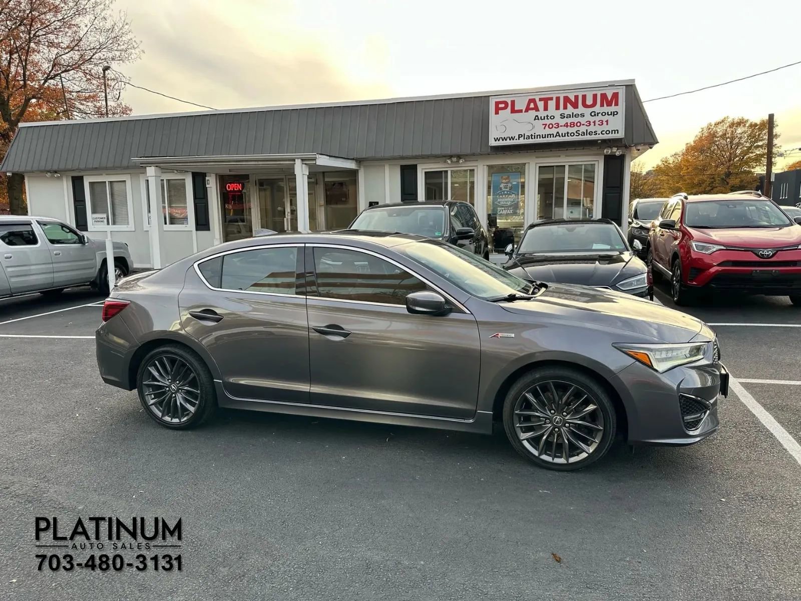 Used 2019 Acura ILX image 2