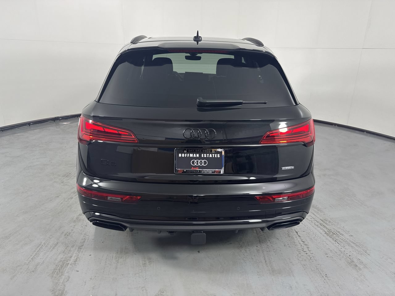 Used 2023 Audi Q5 e Premium Plus w/ Premium Plus Package AWD/4WD image 33