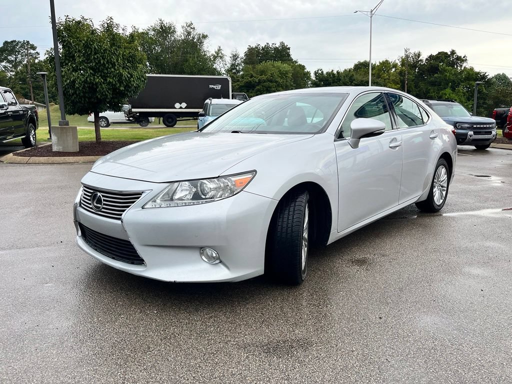 Used 2013 Lexus ES 350 w/ Premium Pkg FWD image 3