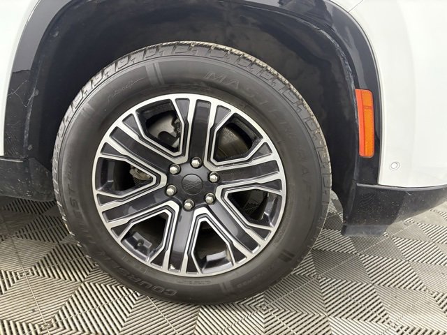 Used 2024 Jeep Wagoneer L Series II image 22