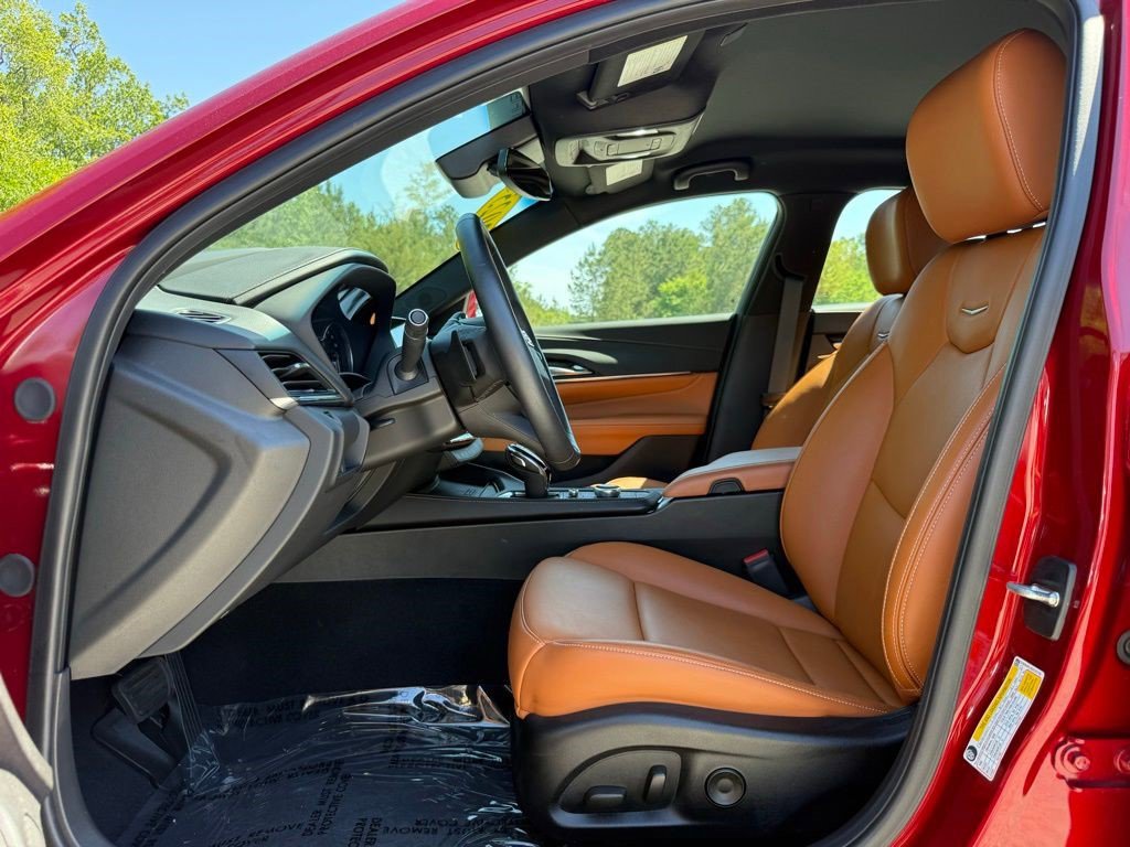 Certified 2025 Cadillac CT4 Premium Luxury RWD image 23