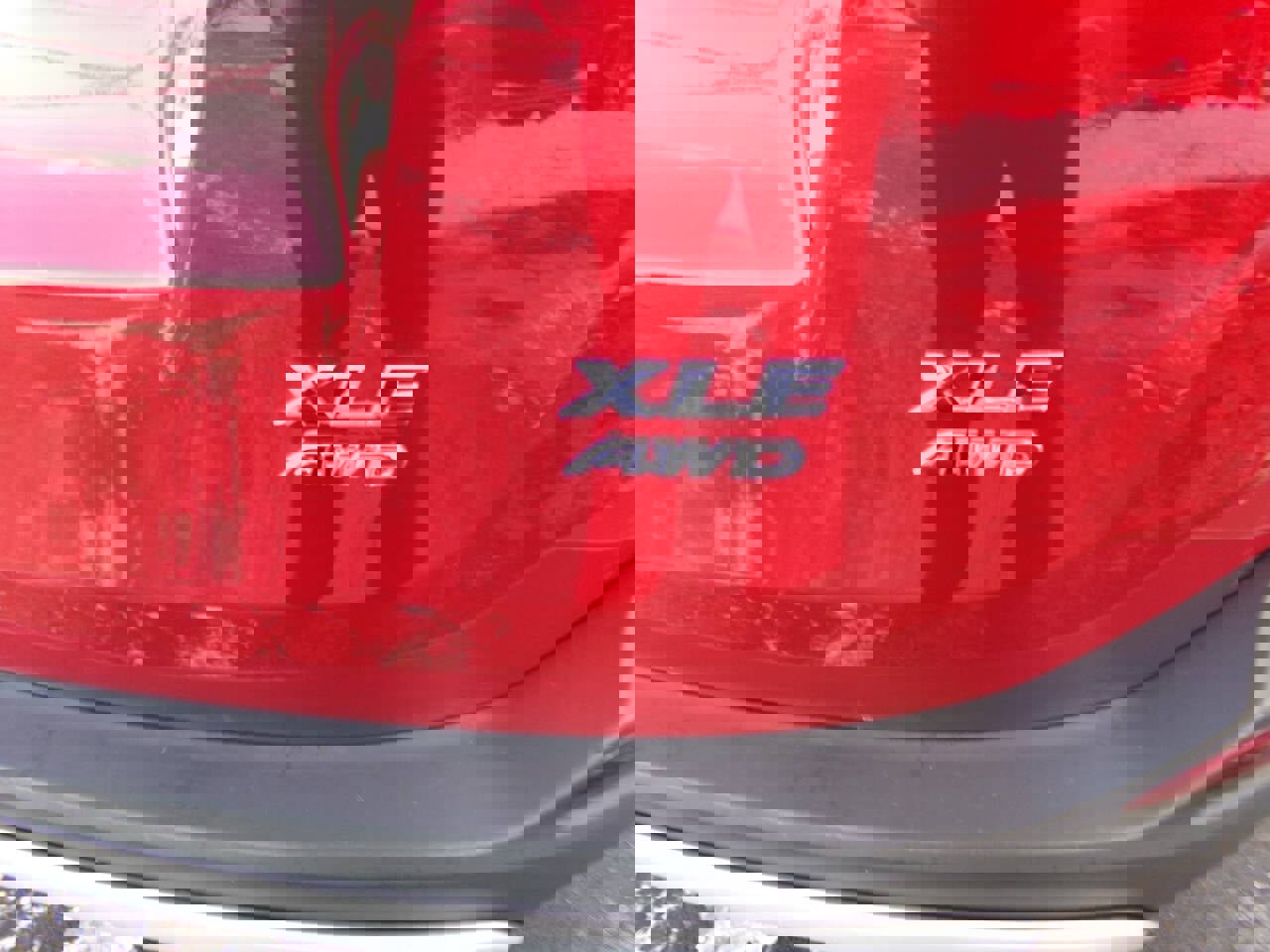 Used 2015 Toyota RAV4 XLE w/ Outdoor Package AWD/4WD image 43