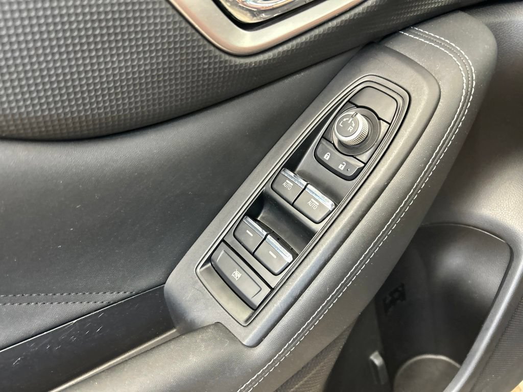 Used 2020 Subaru Forester Limited AWD/4WD image 25