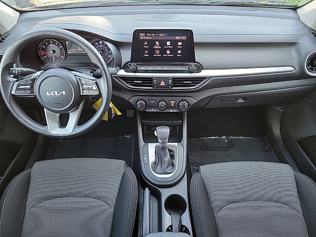 Used 2024 Kia Forte LXS w/ LXS Technology Package FWD image 22