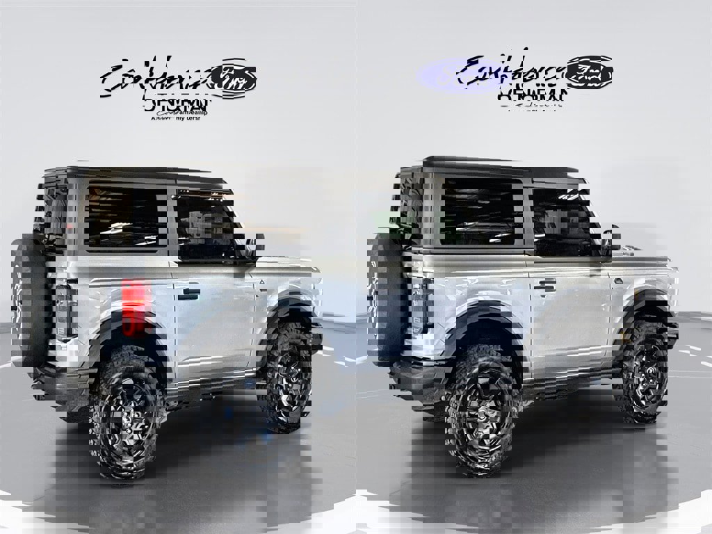 Used 2024 Ford Bronco Black Diamond image 9