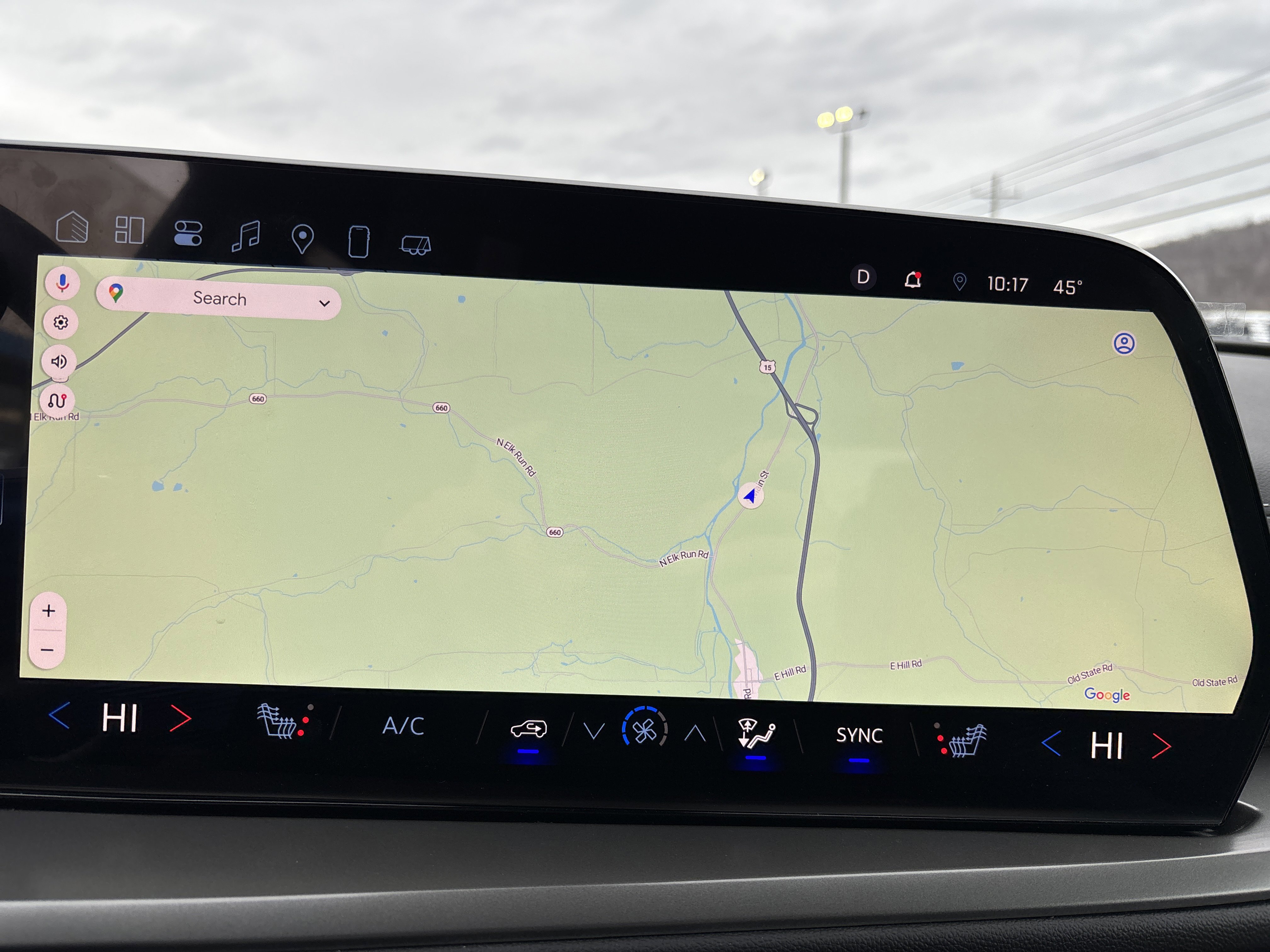 Used 2025 Chevrolet Traverse LT w/ Sun and Wheel Package image 61