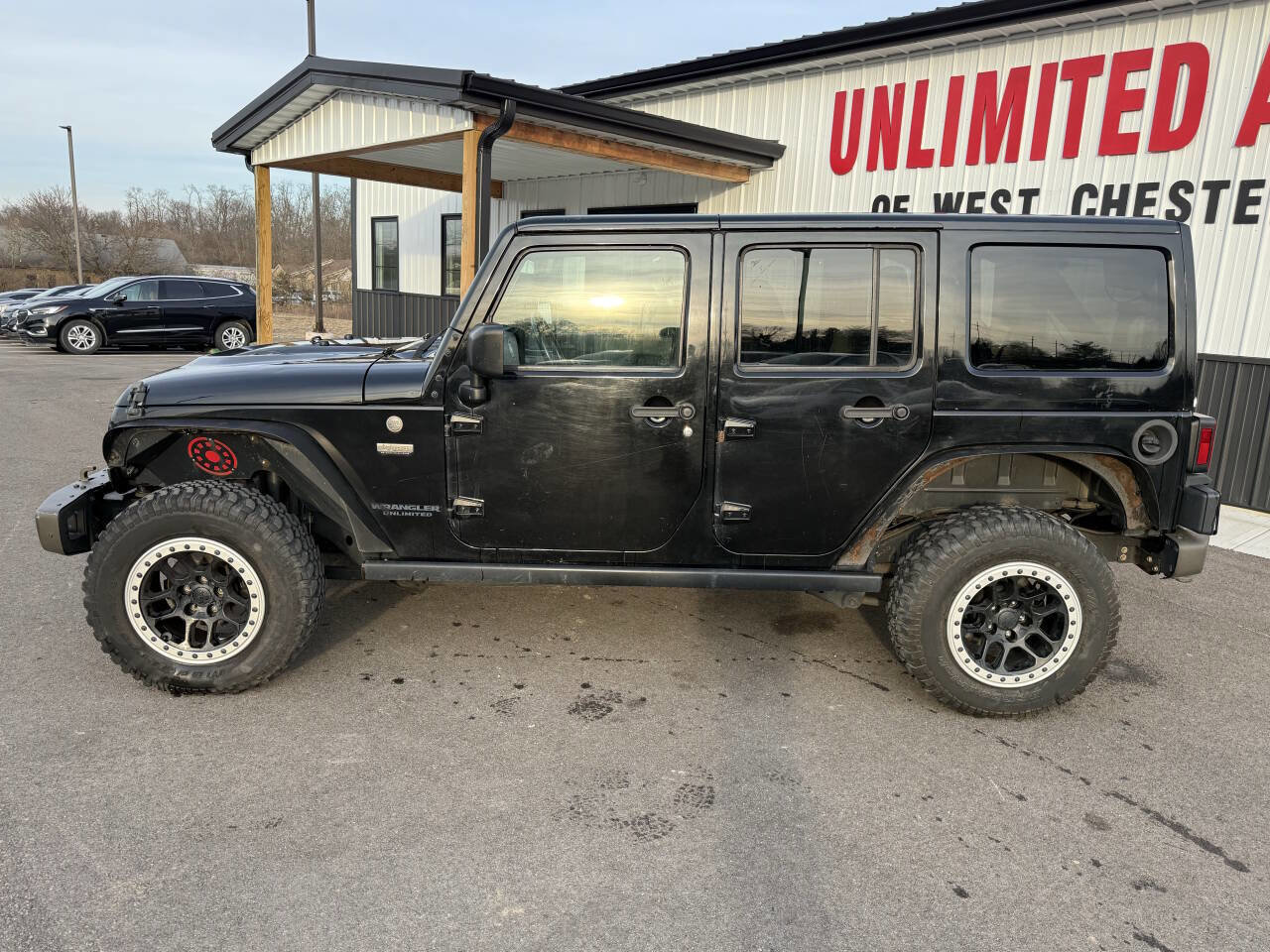 Used 2016 Jeep Wrangler Unlimited Sahara image 11