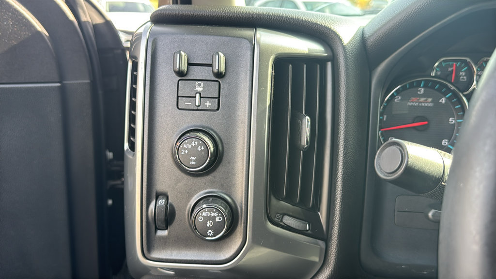 Used 2016 Chevrolet Silverado 1500 LT w/ All Star Edition AWD/4WD image 17