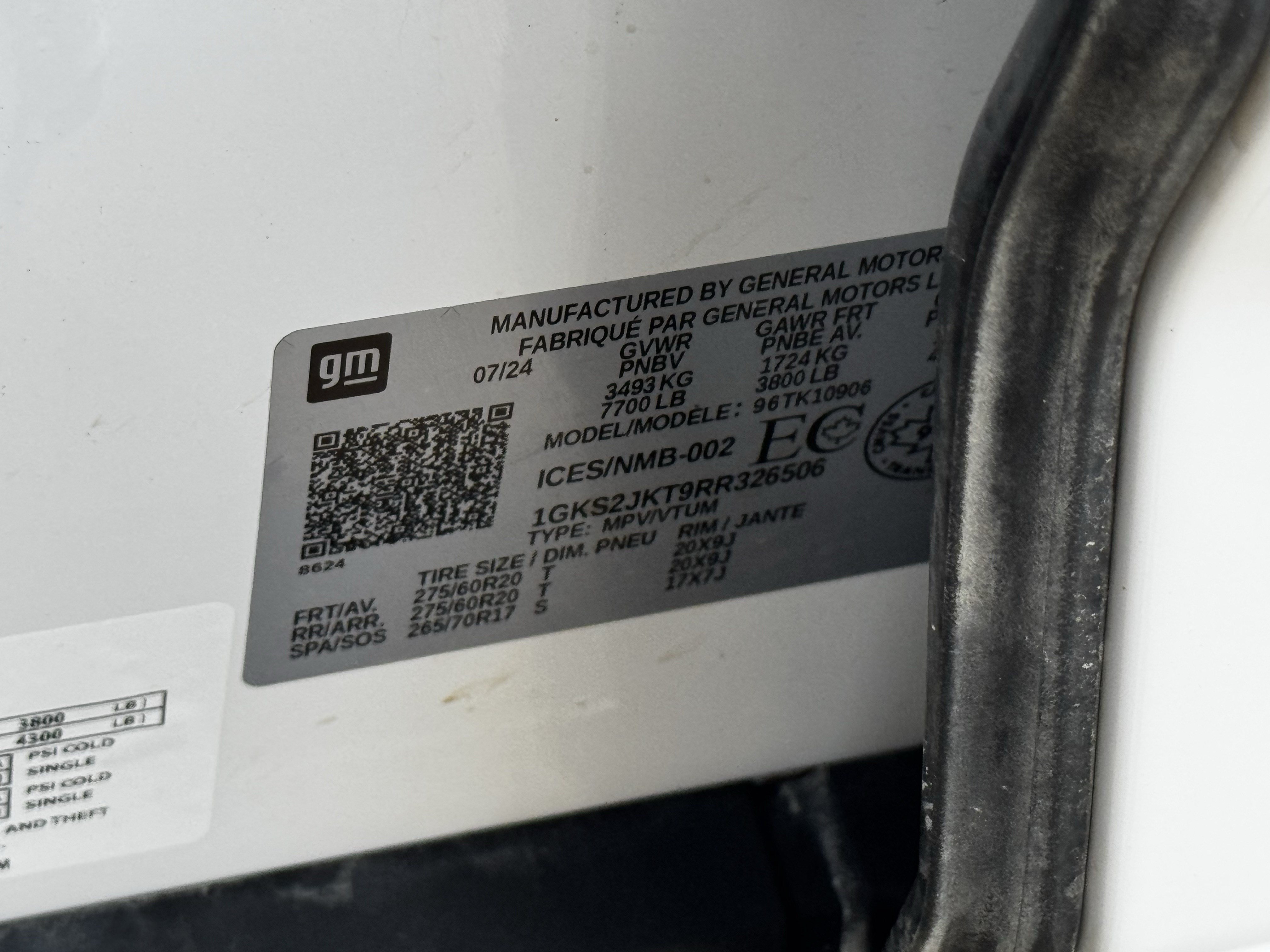Used 2024 GMC Yukon XL Denali AWD/4WD image 33