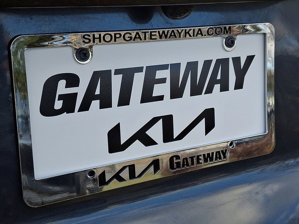 Certified 2022 Kia Sorento S w/ Panoramic Sunroof Package image 30