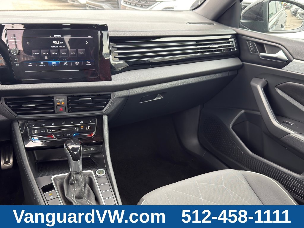 Used 2025 Volkswagen Jetta Sport FWD image 27