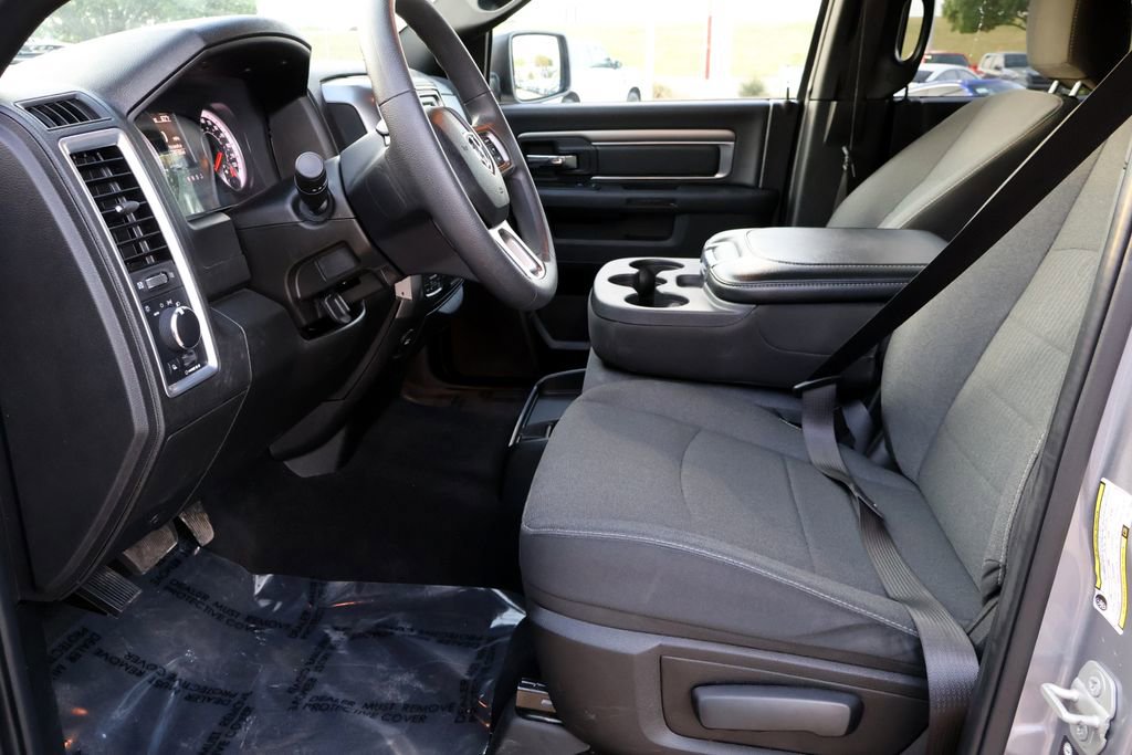 Used 2024 RAM 1500 Classic Warlock AWD/4WD image 18