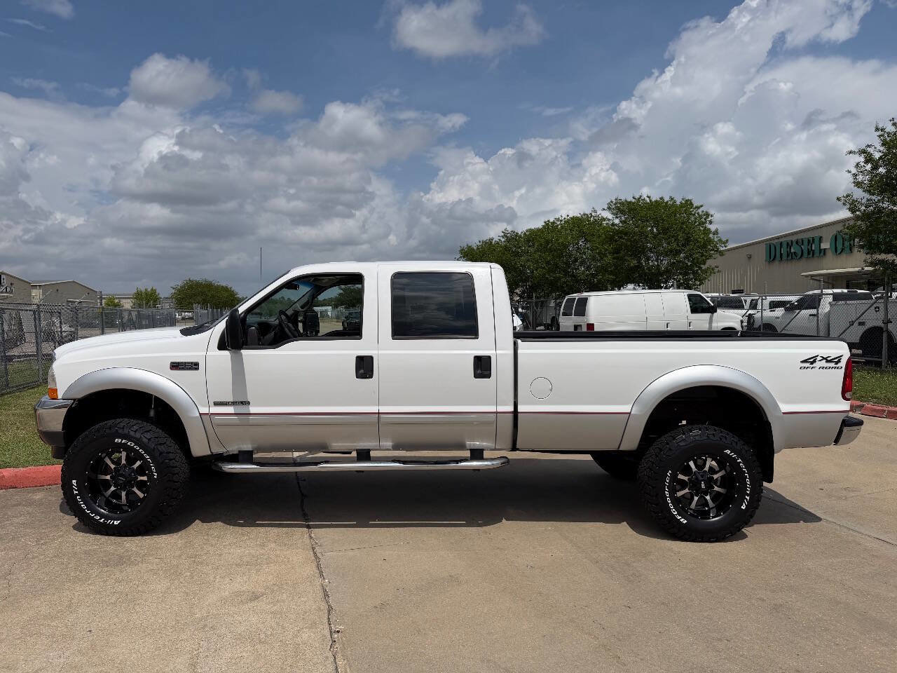 Used 2002 Ford F350 Lariat image 30