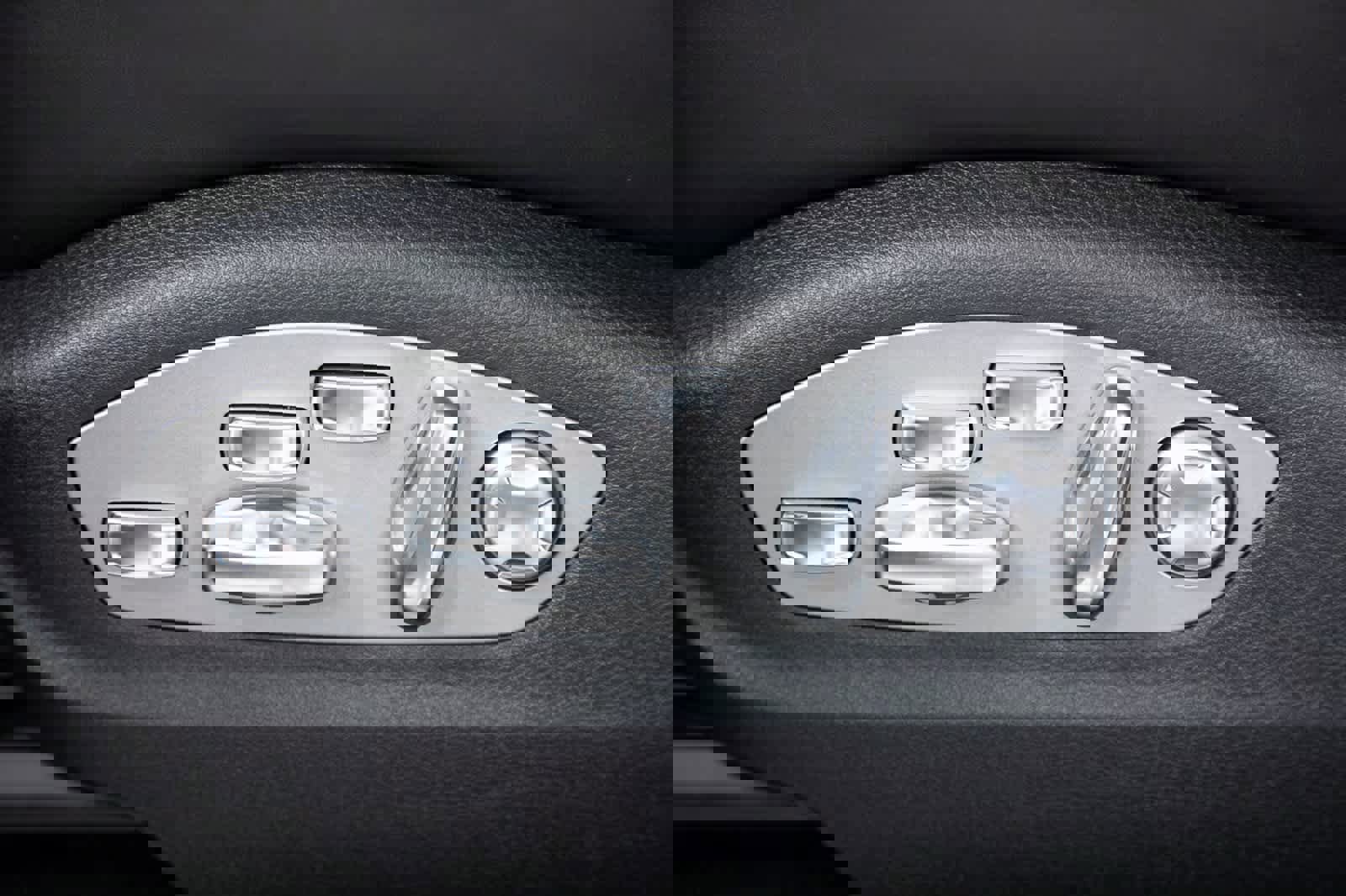 Certified 2025 Porsche Macan S image 17