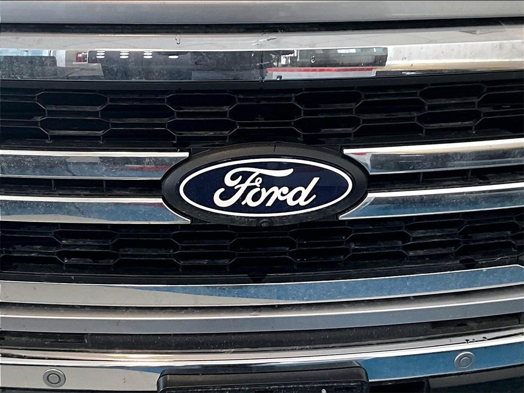 Used 2025 Ford F150 Lariat w/ Equipment Group 501A Mid image 31