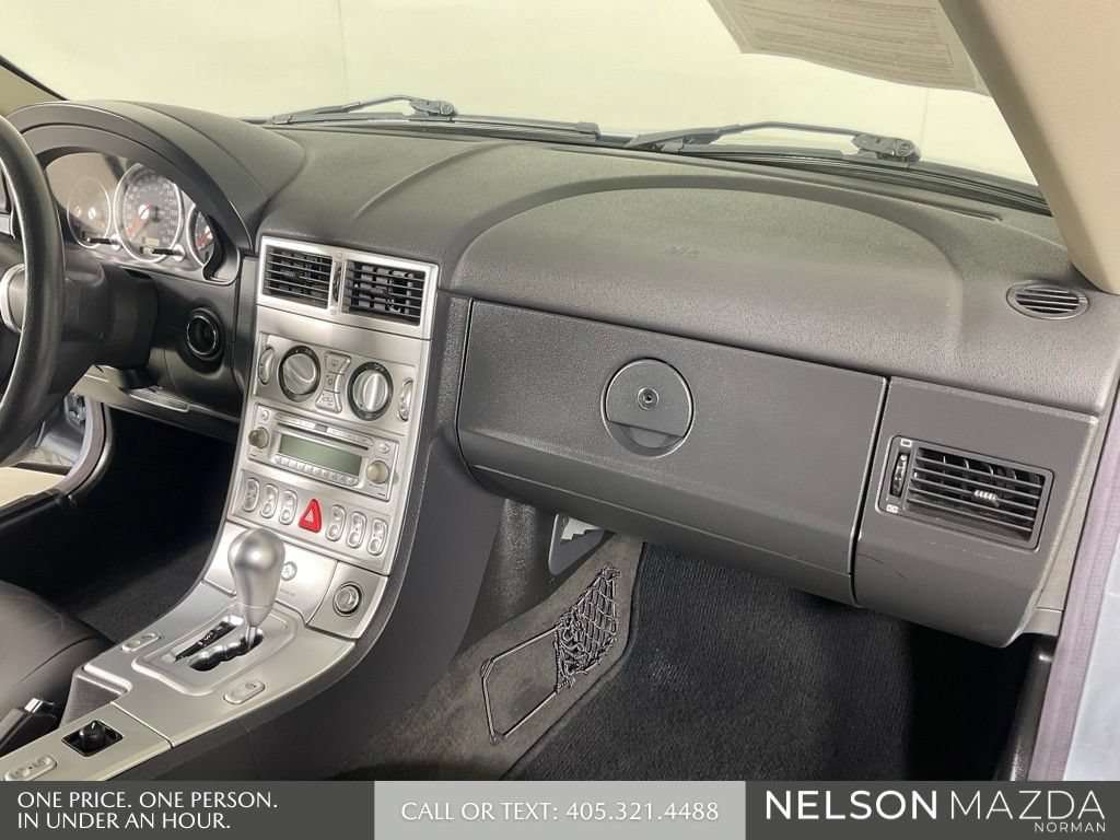 Used 2007 Chrysler Crossfire Limited RWD image 22