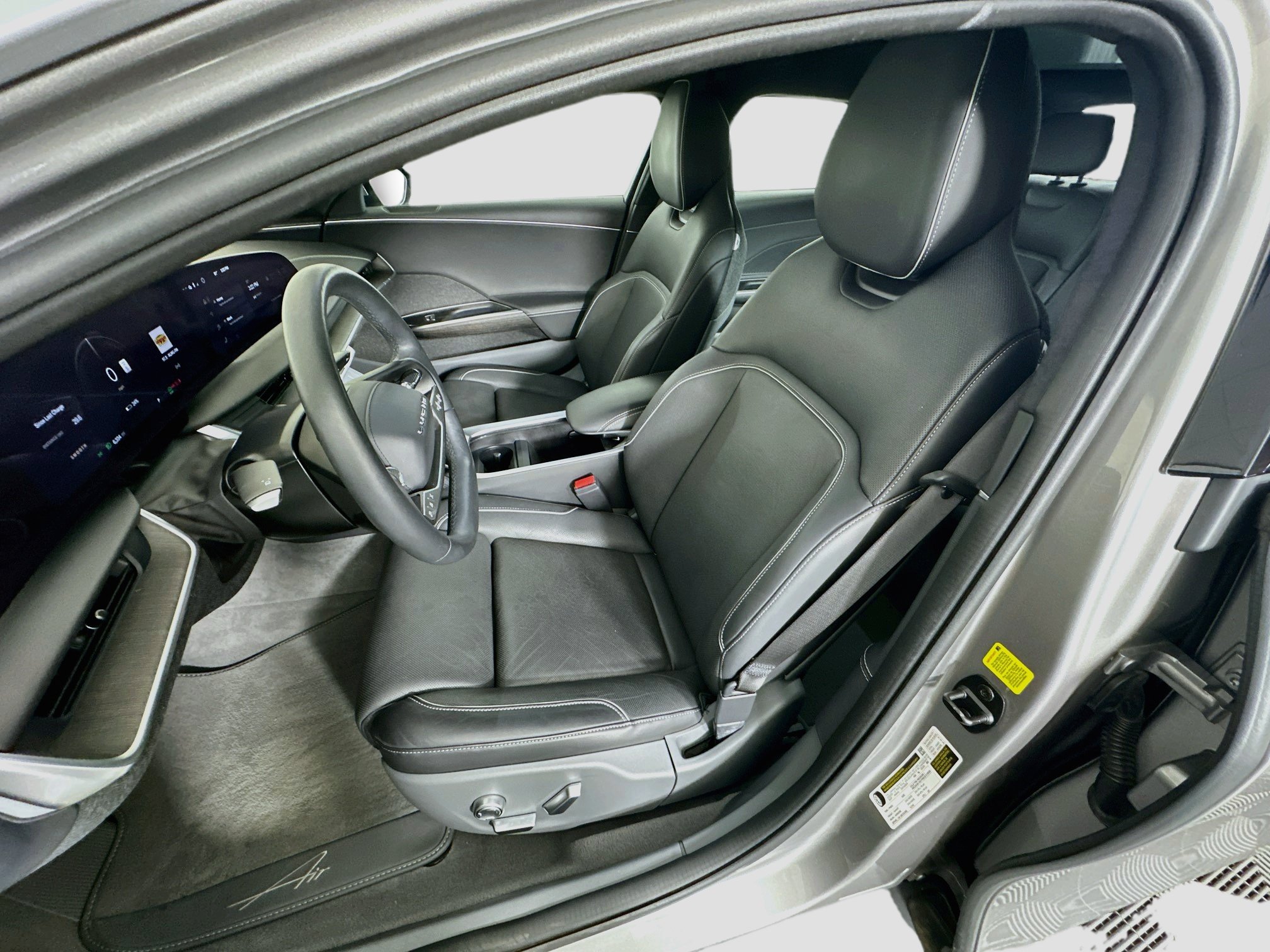 Used 2024 Lucid Air Touring AWD/4WD image 13