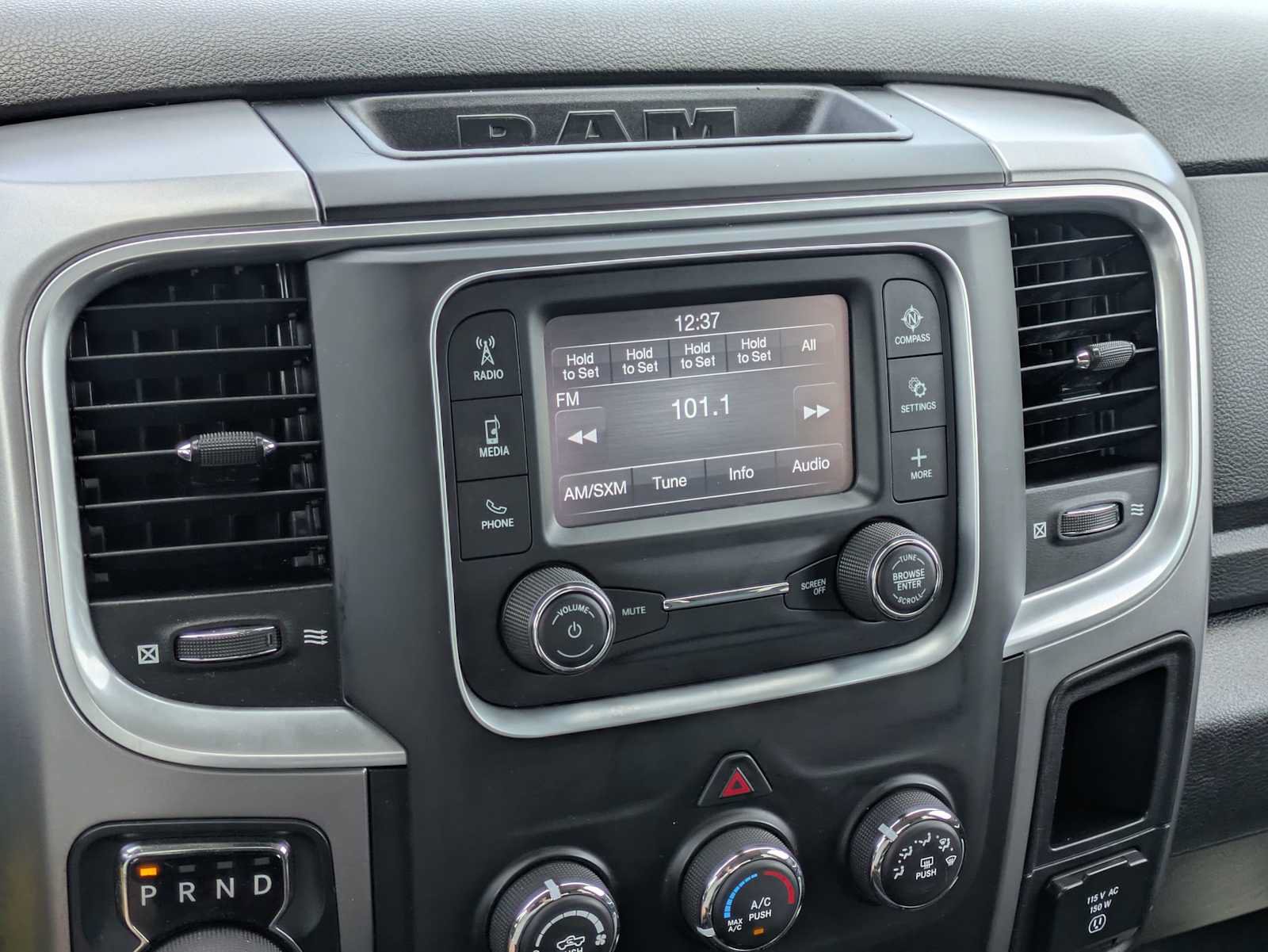 Used 2022 RAM 1500 Classic SLT w/ Protection Group AWD/4WD image 31