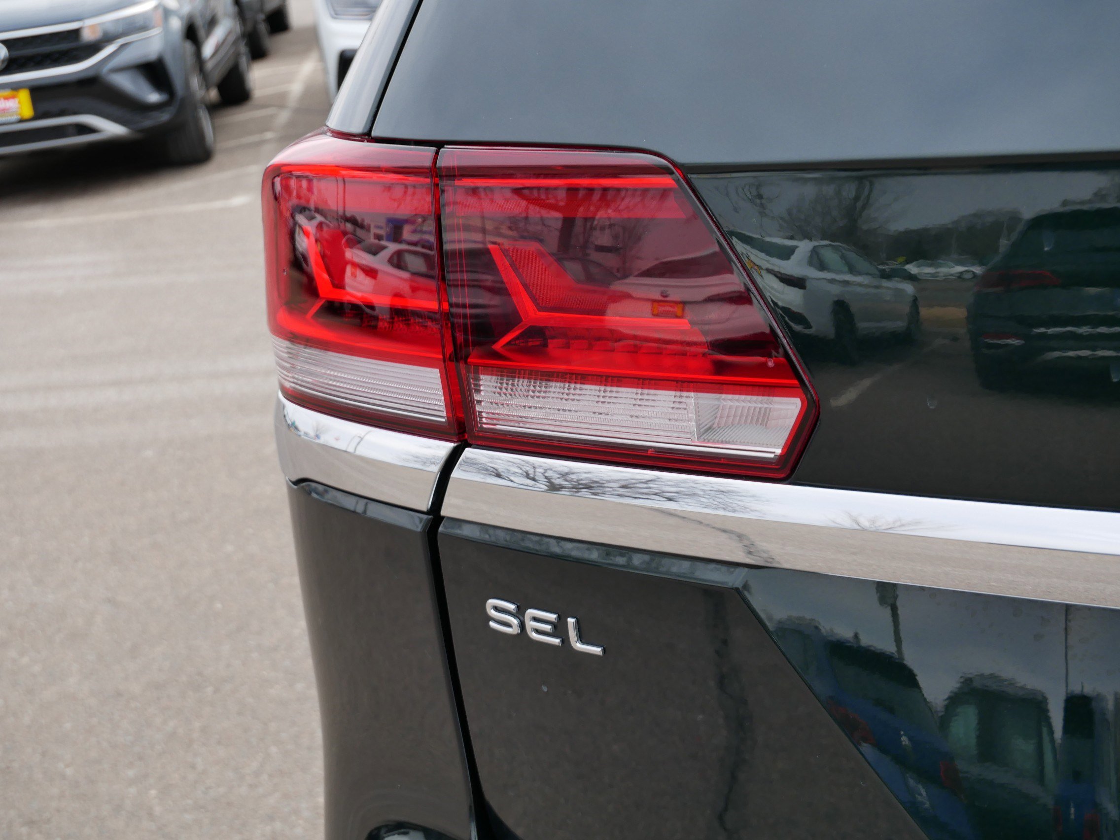 Used 2022 Volkswagen Atlas SEL image 17