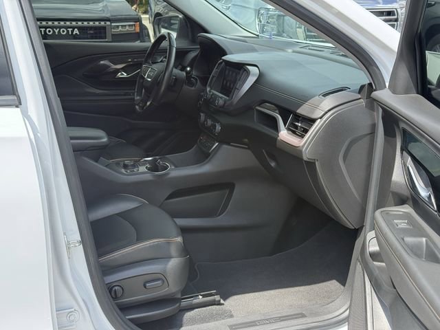Used 2022 GMC Terrain AT4 w/ Tech Package image 17