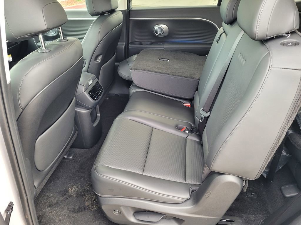 New 2026 Hyundai Ioniq 9 SEL image 6