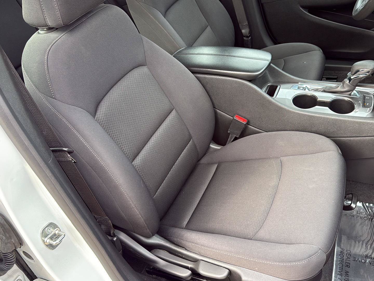 Used 2024 Chevrolet Malibu LT FWD image 11