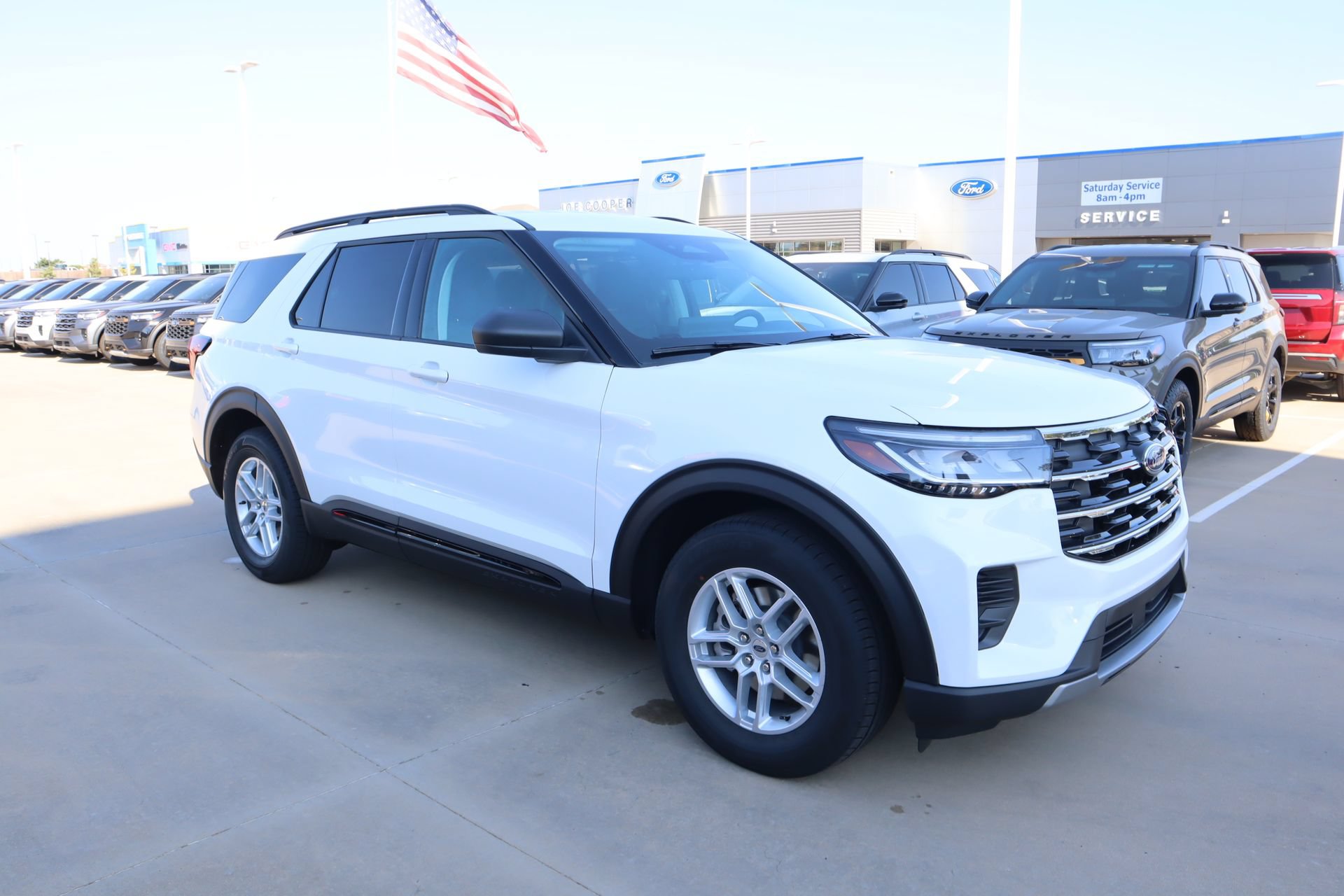 New 2026 Ford Explorer Active RWD image 1