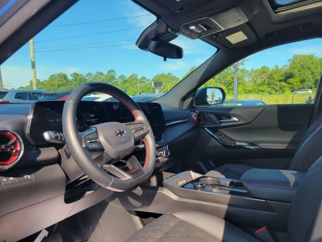 Used 2025 Chevrolet Equinox RS w/ Convenience Package III FWD image 11