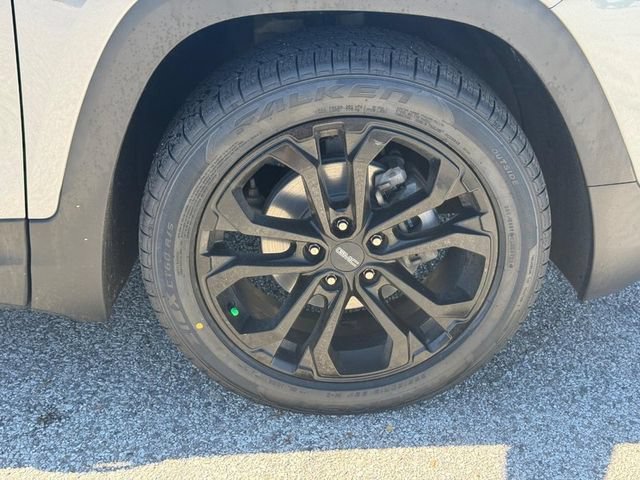 Used 2020 GMC Terrain SLT w/ Elevation Edition FWD image 7