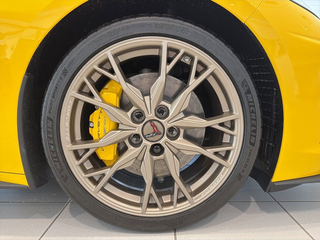 New 2026 Chevrolet Corvette Stingray Premium Cpe w/ Z51 Performance Package RWD image 5