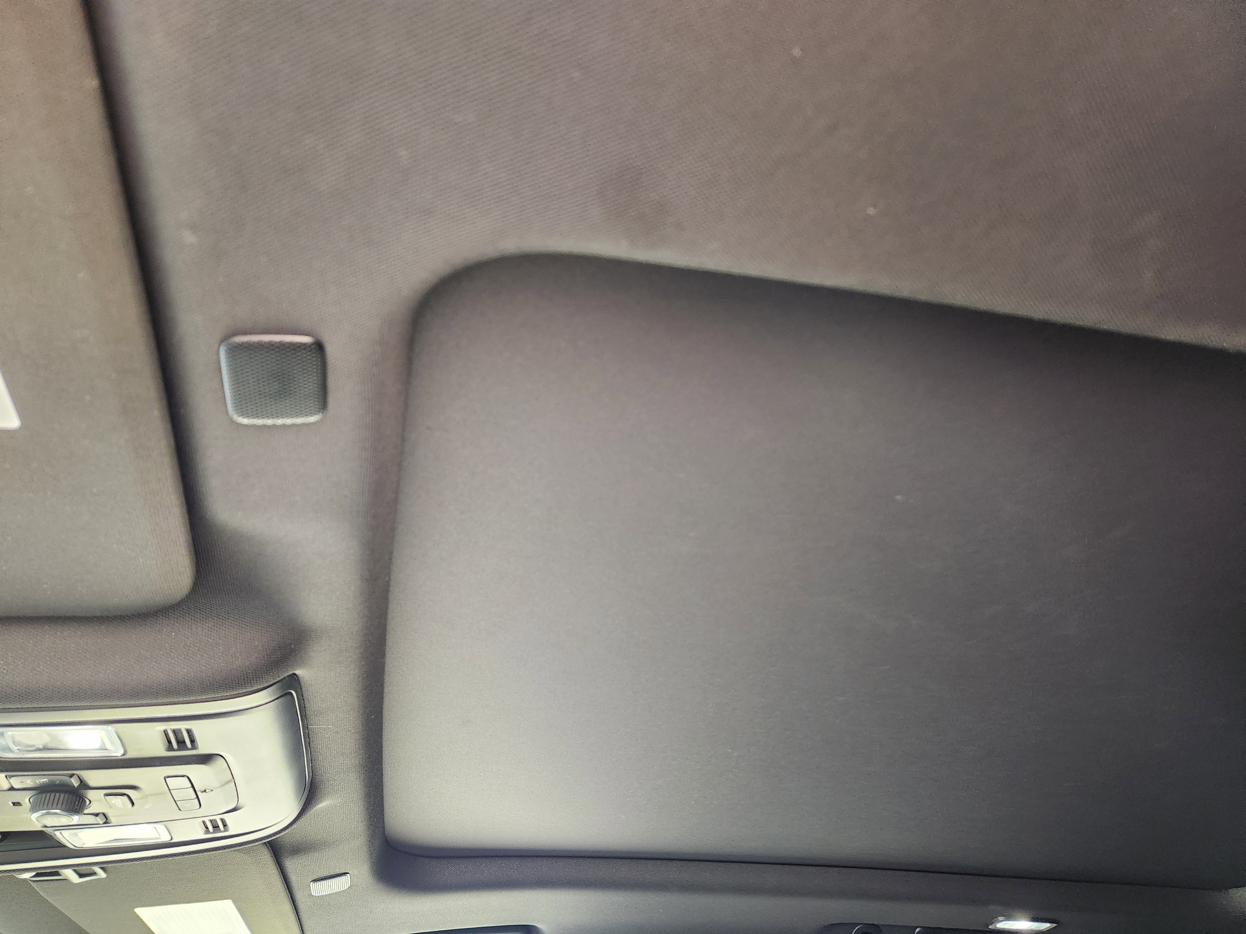 Used 2022 GMC Yukon AT4 w/ AT4 Premium Package image 23