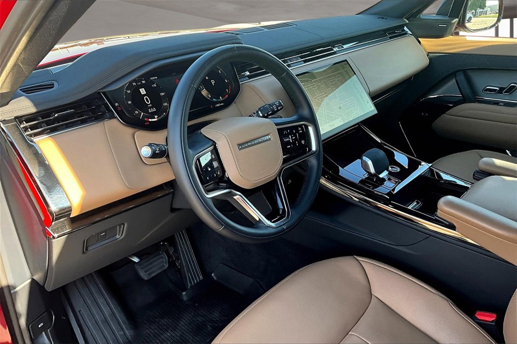 Certified 2025 Land Rover Range Rover Sport SE image 13
